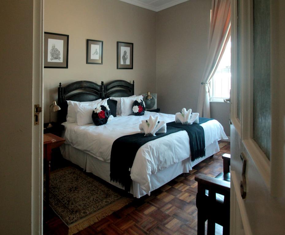 1932 House Bed And Breakfast Уолфиш Бей Екстериор снимка