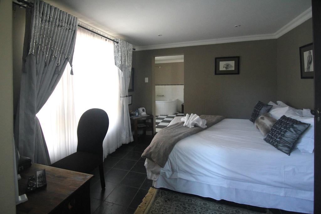 1932 House Bed And Breakfast Уолфиш Бей Екстериор снимка