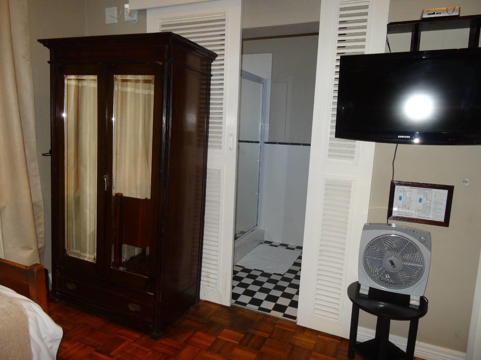 1932 House Bed And Breakfast Уолфиш Бей Екстериор снимка