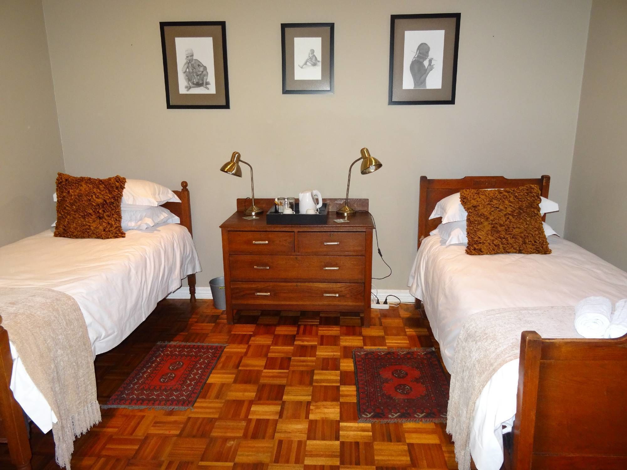 1932 House Bed And Breakfast Уолфиш Бей Екстериор снимка